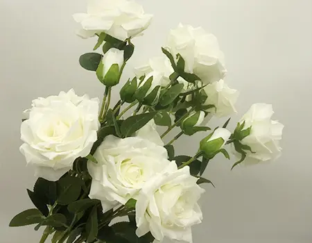 Artipisyal na bulaklak