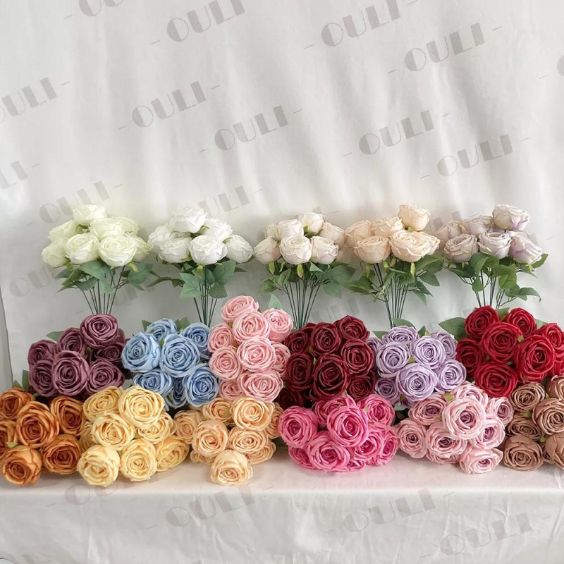 Bakit ang mga artipisyal na bouquets ng rosas ay ang perpektong alternatibo sa mga sariwang bulaklak