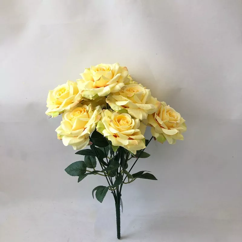 Artipisyal na Rose Bouquet