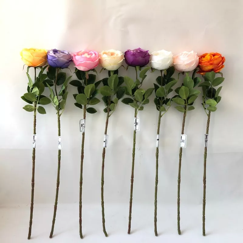 Puting pekeng peony bulaklak