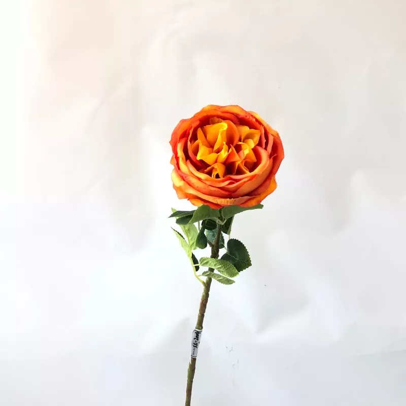 Puting pekeng peony bulaklak